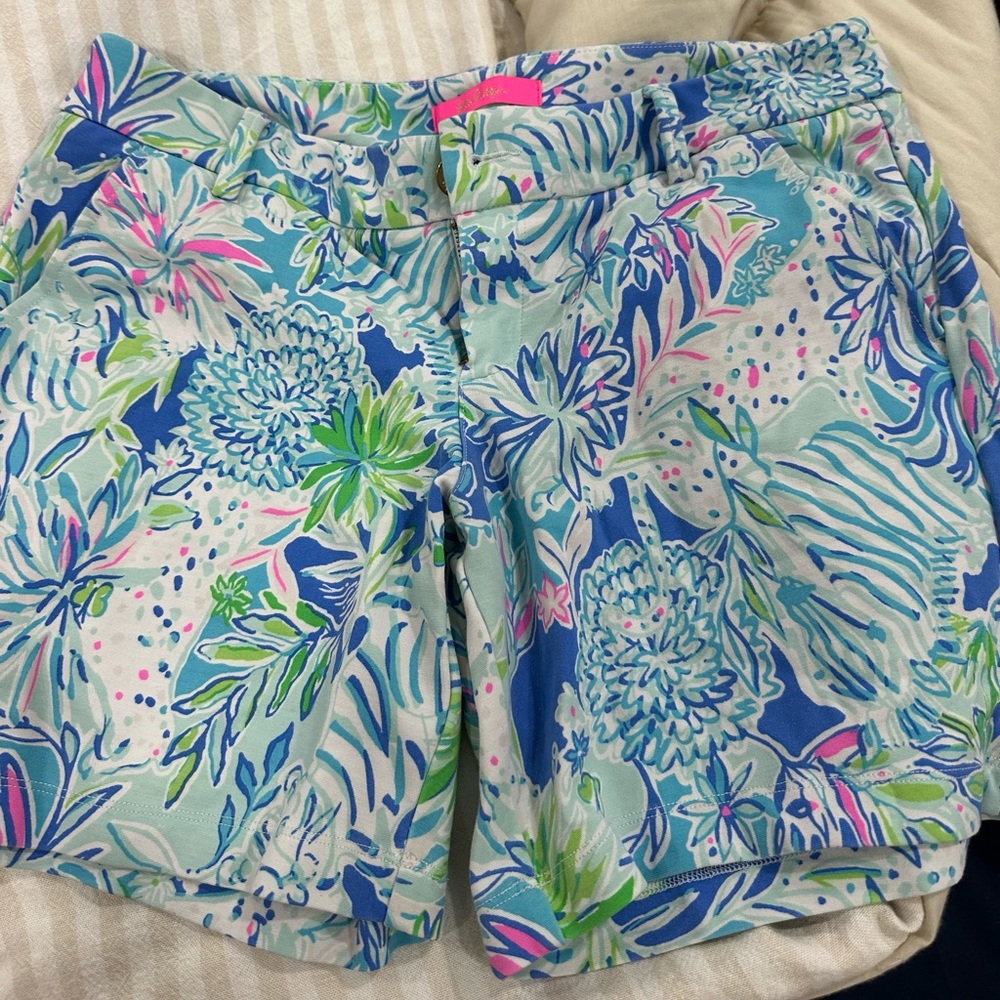 Size 6 Lilly Pulitzer shorts VGUC